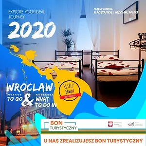 Flyfly , Darmowy Parking , Rezerwuj Przez Urzadzenia Mobilne -10 Procent Hostel